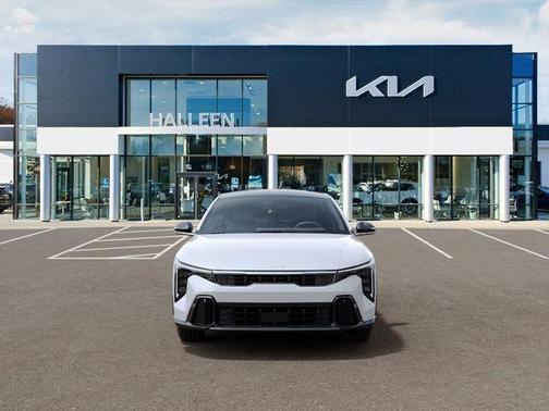 Snow White Pearl 2026 Kia K4 GT-LINE