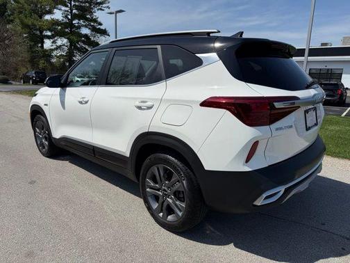 2023 Kia Seltos S