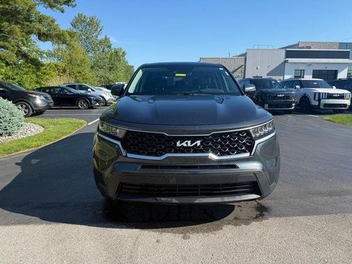 Gravity Gray 2022 Kia Sorento LX