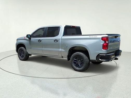 Sterling Gray Metallic 2025 Chevrolet Silverado 1500 Custom Trail Boss