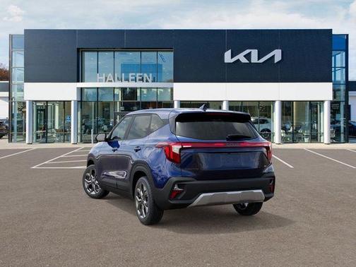 2025 Kia Seltos LX