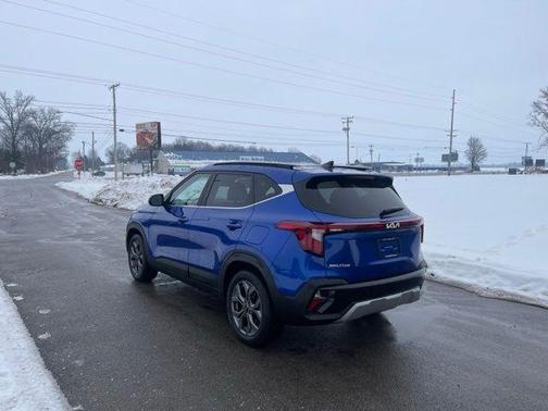 2024 Kia Seltos S