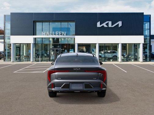2025 Kia K4 GT-Line