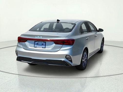 Steel Gray 2024 Kia Forte LXS