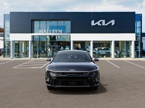 Aurora Black 2026 Kia K4 GT-Line