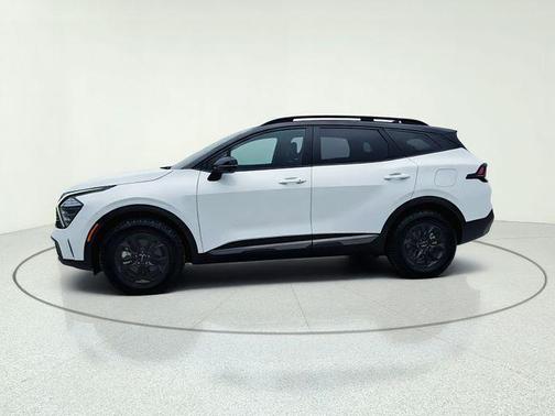 Glacier White Pearl 2023 Kia Sportage X-Pro Prestige