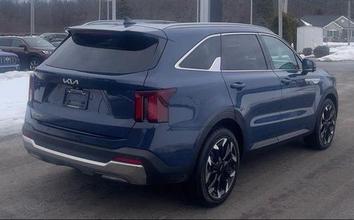 2025 Kia Sorento SX