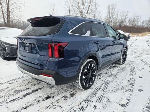 2025 Kia Sorento SX