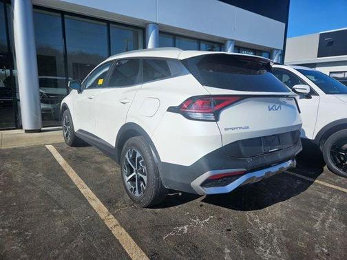 2024 Kia Sportage Hybrid EX