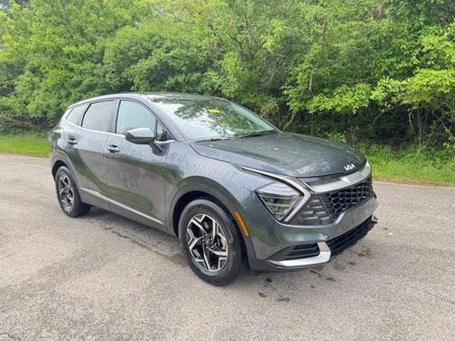Gravity Gray 2024 Kia Sportage LX