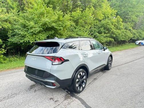 Wolf Gray 2024 Kia Sportage X-Line