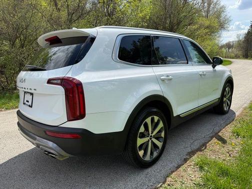 2022 Kia Telluride S