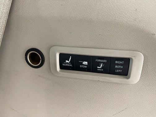 Ceramic Gray Clearcoat 2021 Chrysler Pacifica Limited