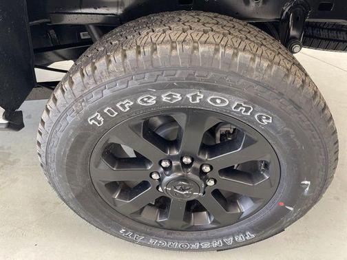 Bright White Clearcoat 2026 RAM 2500 Big Horn Crew Cab 4x4 6'4' Box