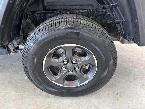 Black Clearcoat 2020 Jeep Gladiator Rubicon
