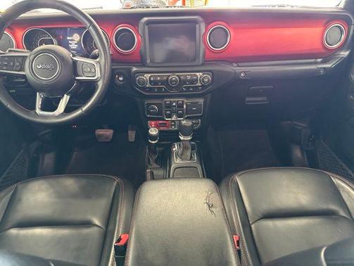 Black Clearcoat 2020 Jeep Gladiator Rubicon