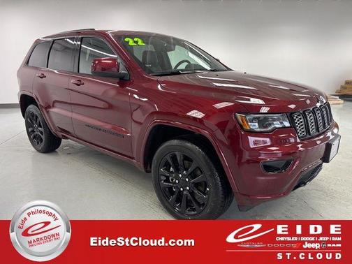 2022 Jeep Grand Cherokee Laredo