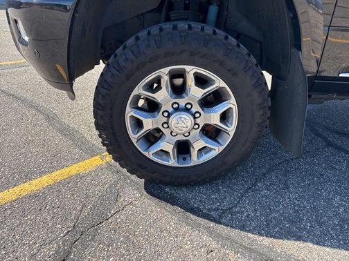 2018 RAM 2500 Limited Crew Cab 4x4 6'4' Box