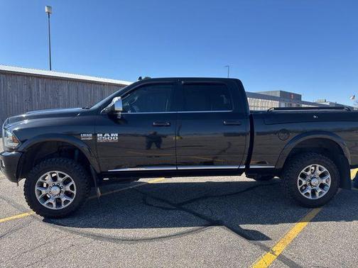 2018 RAM 2500 Limited Crew Cab 4x4 6'4' Box