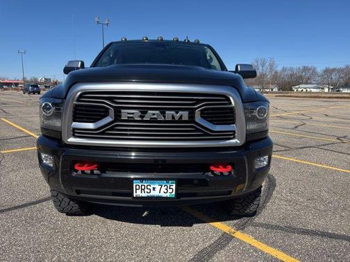 2018 RAM 2500 Limited Crew Cab 4x4 6'4' Box