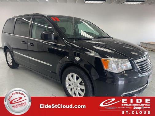 2013 Chrysler Town & Country Touring