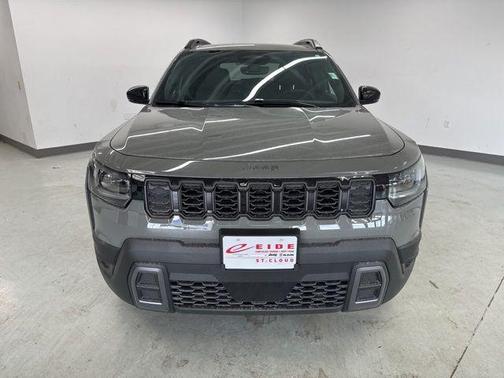 Sting-Gray Clearcoat 2026 Jeep Cherokee Limited
