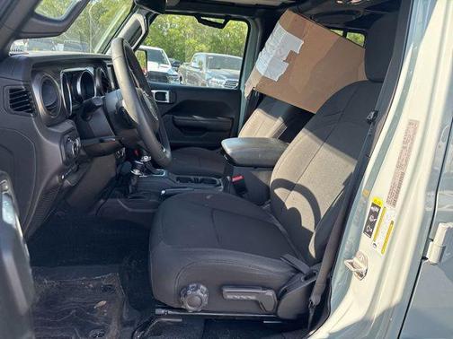 Earl Clearcoat 2023 Jeep Wrangler 4xe Base