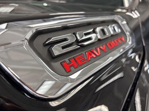 2025 RAM 2500 Limited Crew Cab 4x4 6'4' Box