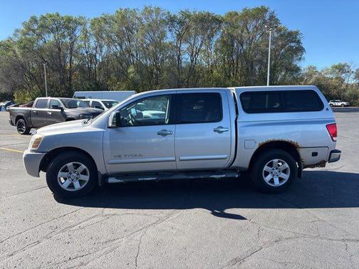 2005 Nissan Titan LE Crew Cab