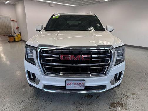 2021 GMC Yukon XL SLT
