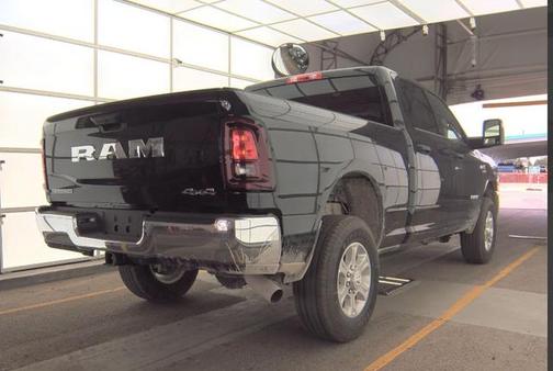 2025 RAM 2500 Big Horn Crew Cab 4x4 6'4' Box