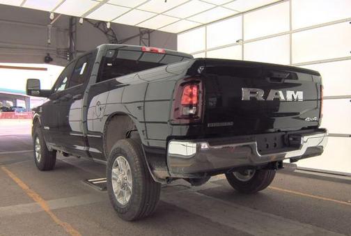 2025 RAM 2500 Big Horn Crew Cab 4x4 6'4' Box
