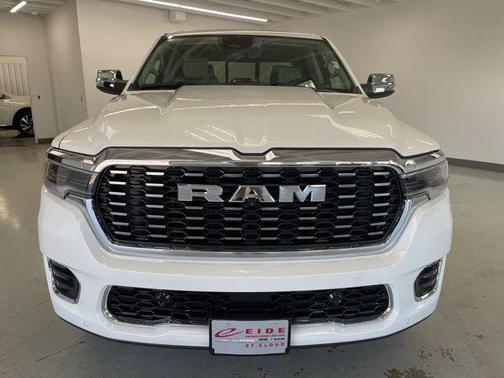 2025 RAM 1500 ST