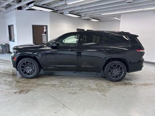 2024 Jeep Grand Cherokee L Summit