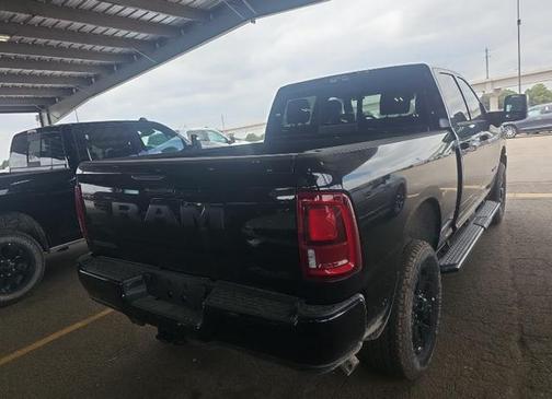 2025 RAM 2500 Big Horn Crew Cab 4x4 6'4' Box