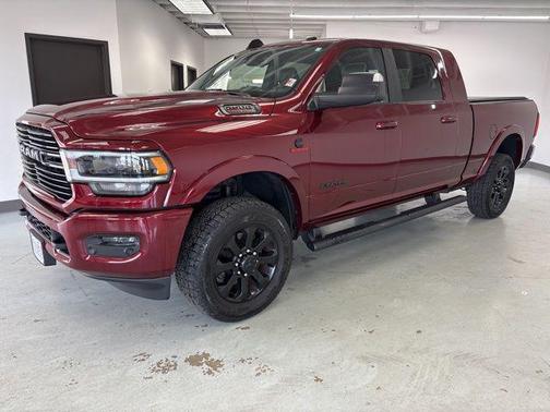 2020 RAM 2500 Laramie Mega Cab 4X4 6'4' Box
