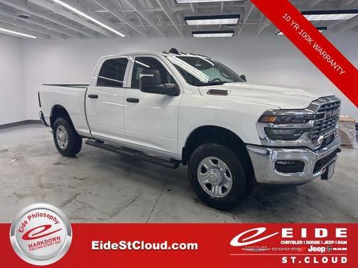 2026 RAM 3500 Tradesman Crew Cab 4x4 6'4' Box