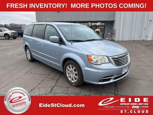2013 Chrysler Town & Country Touring