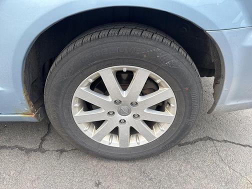 2013 Chrysler Town & Country Touring