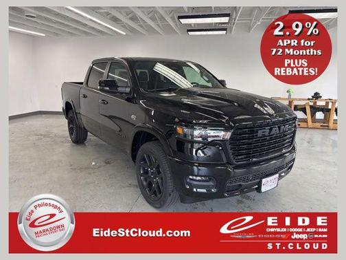 Diamond Black Crystal Pearlcoat 2026 RAM 1500 Laramie