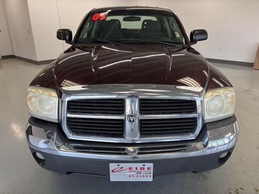 2005 Dodge Dakota SLT Quad Cab