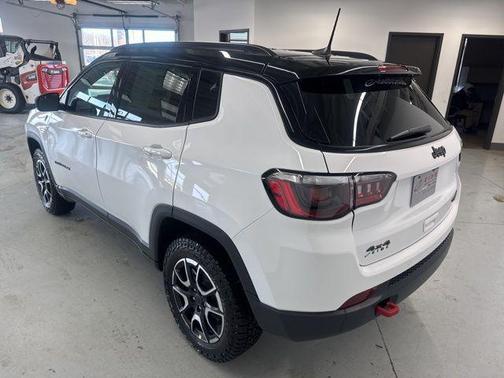 2026 Jeep Compass Trailhawk