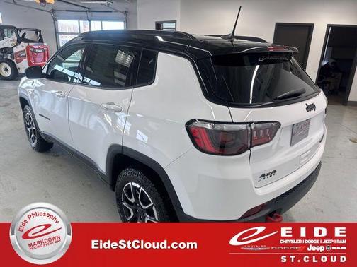 2026 Jeep Compass Trailhawk