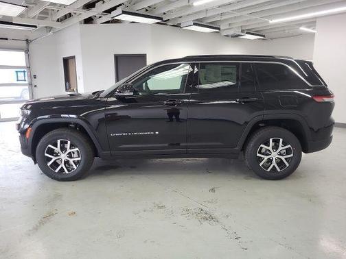 2025 Jeep Grand Cherokee Limited X
