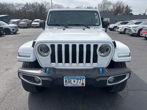 Bright White Clearcoat 2023 Jeep Wrangler 4xe Sahara