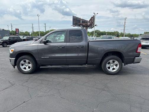 Granite Crystal Metallic Clearcoat 2022 RAM 1500 Big Horn/Lone Star