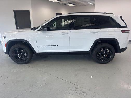 2025 Jeep Grand Cherokee Limited X