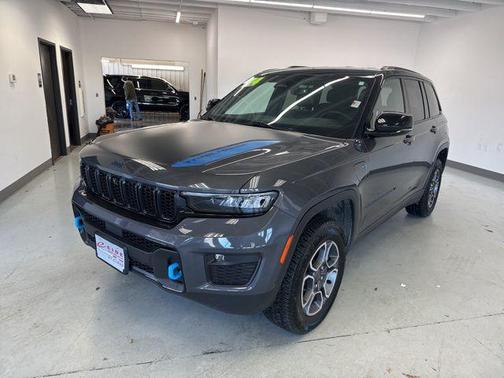 2024 Jeep Grand Cherokee 4xe Trailhawk