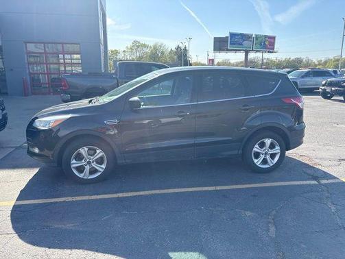 Tuxedo Black 2015 Ford Escape SE