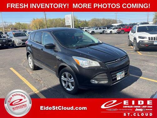 Tuxedo Black 2015 Ford Escape SE